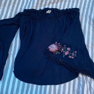 Off The Shoulder Flowy Sleeve Top